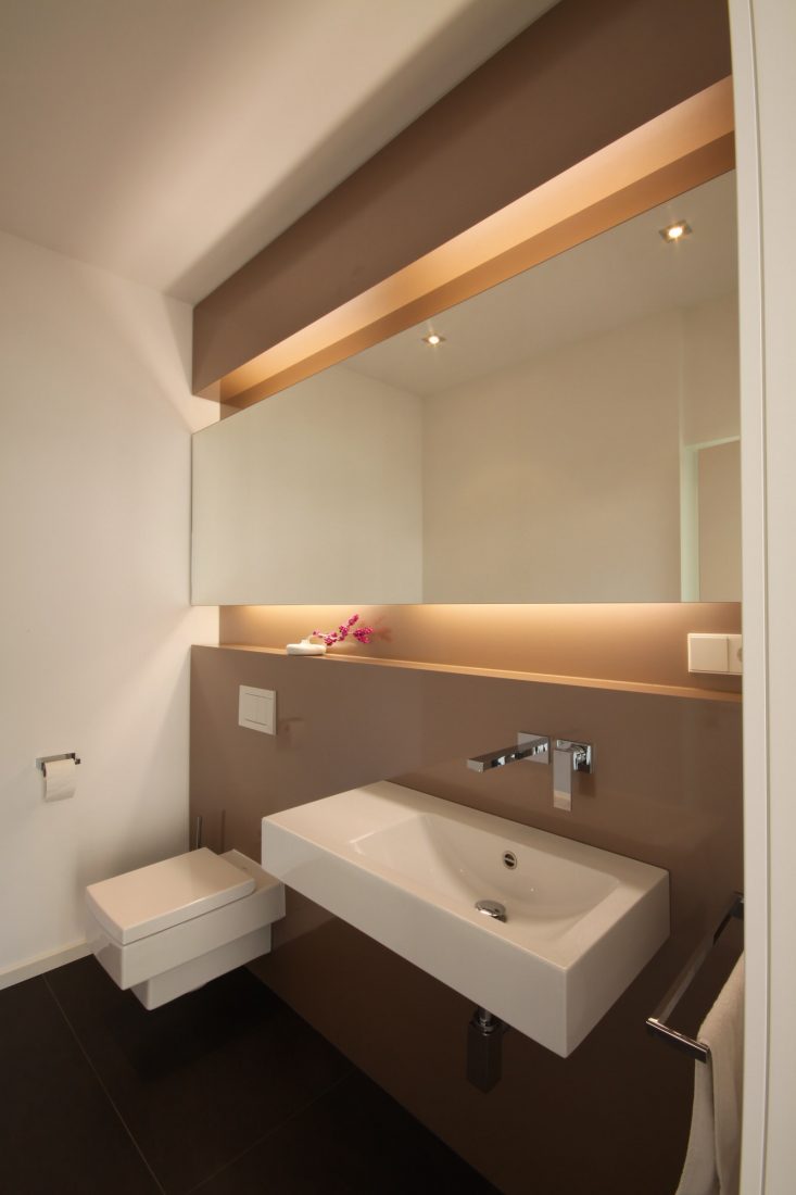 Moderne und hochwertige Badmöbel aus Holz – Schreinerei Hammes