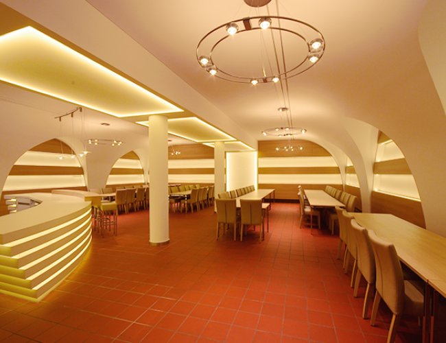 Theke, Wandverkleidungen, Einbauschränke - Referenz Bauern- und Winzerverband Koblenz