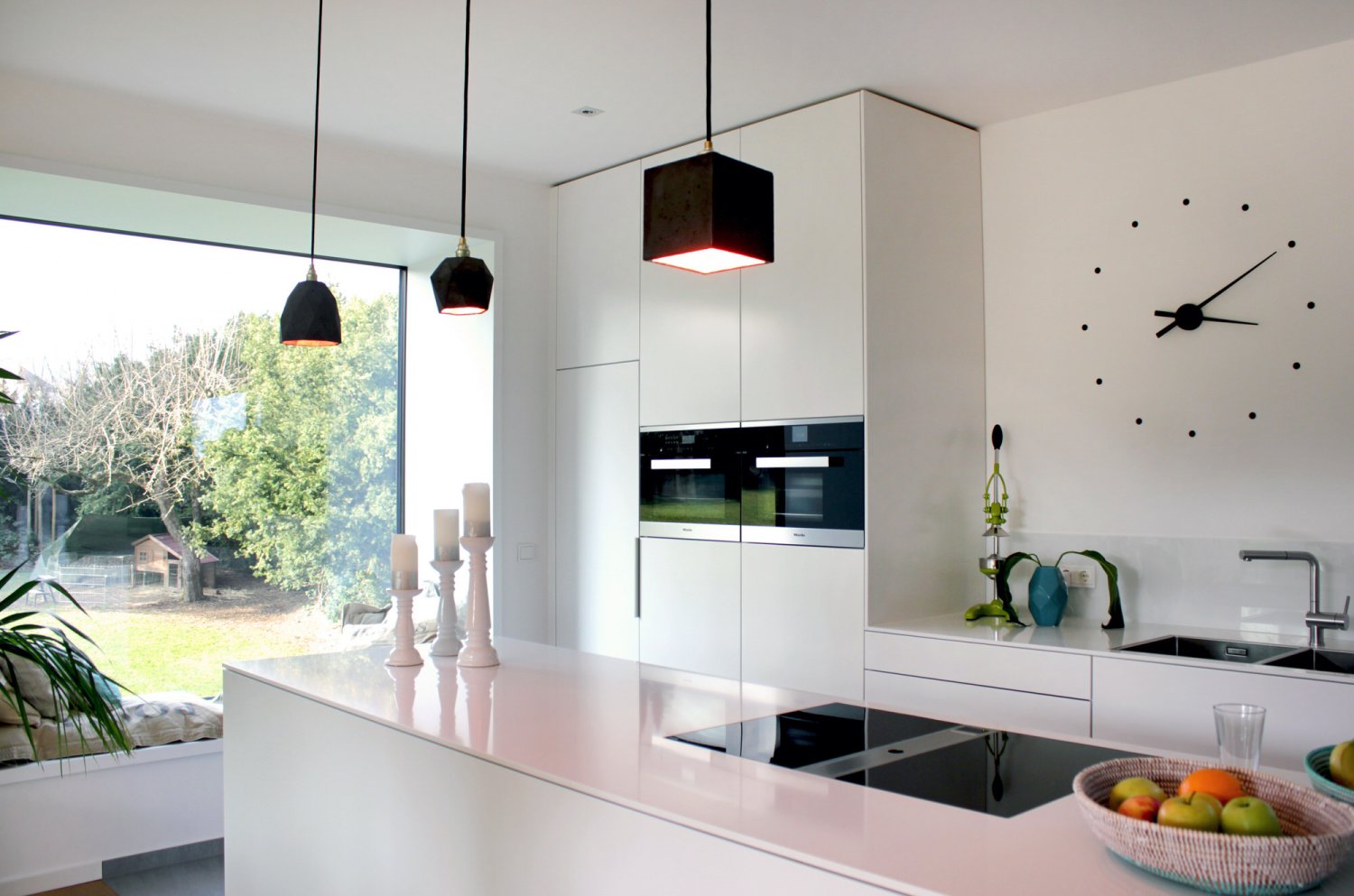 Hochwertige Küchen nach Maß vom Schreiner – Bilder Referenzen