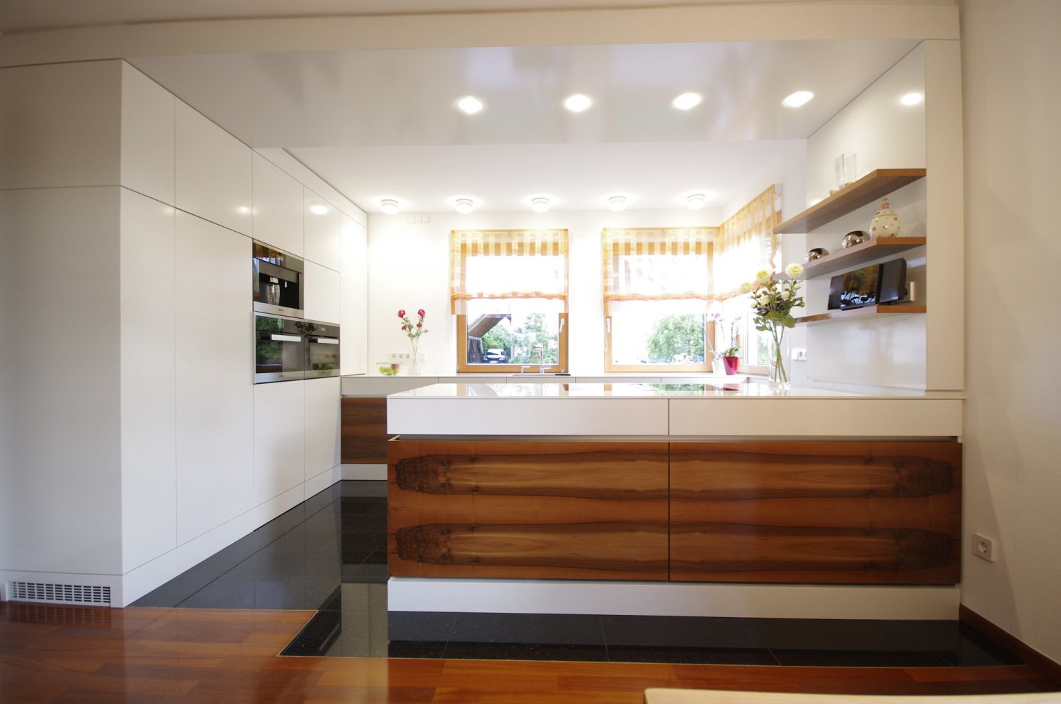 Hochwertige Küchen nach Maß vom Schreiner – Bilder Referenzen