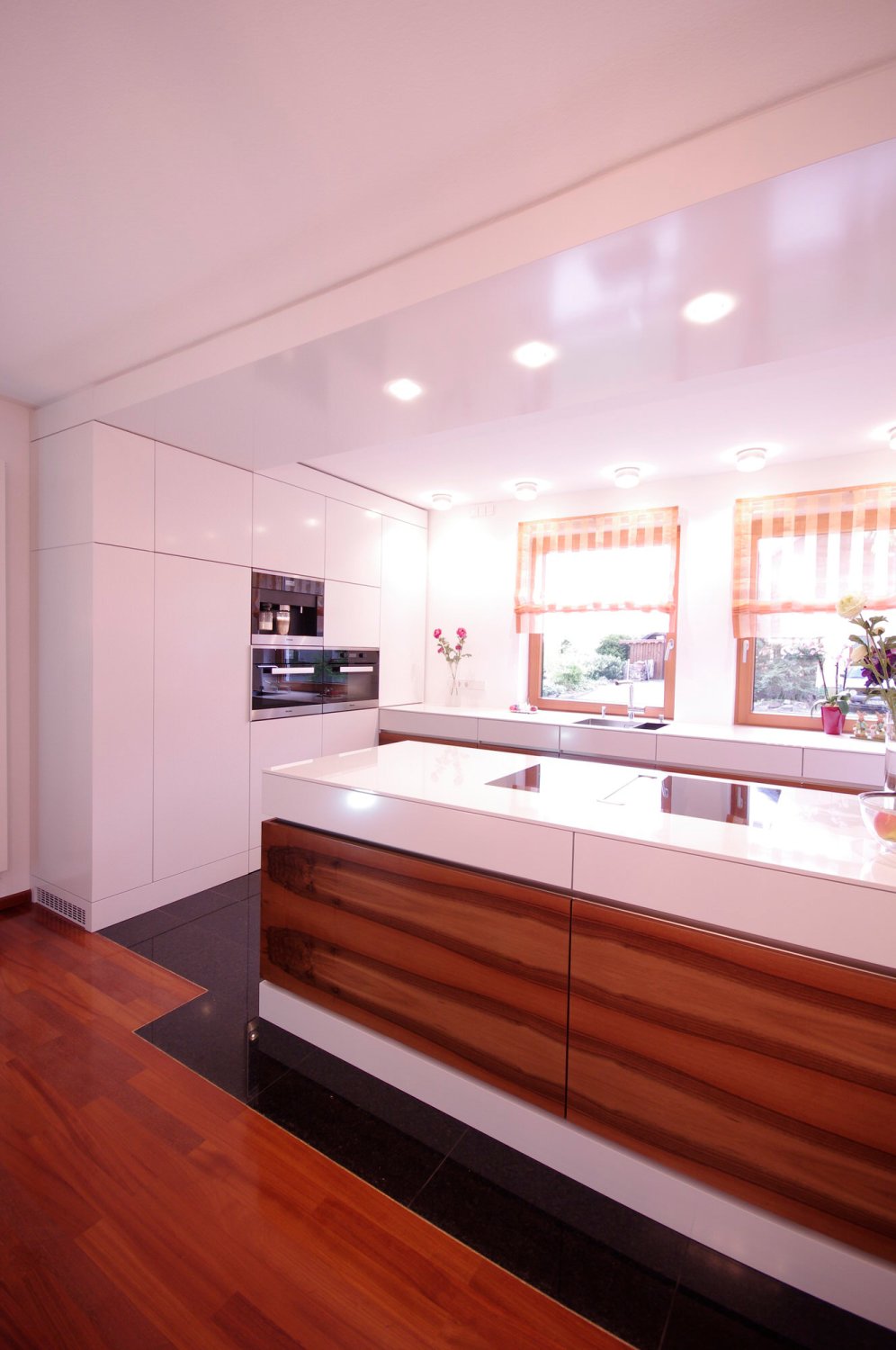 Hochwertige Küchen nach Maß vom Schreiner – Bilder Referenzen