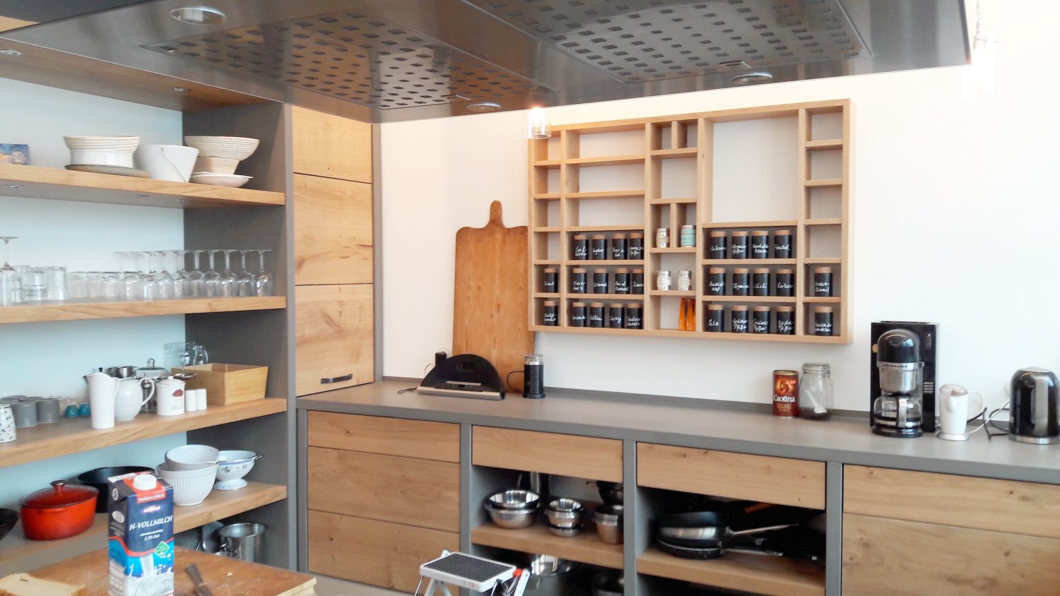 Hochwertige Küchen nach Maß vom Schreiner – Bilder Referenzen